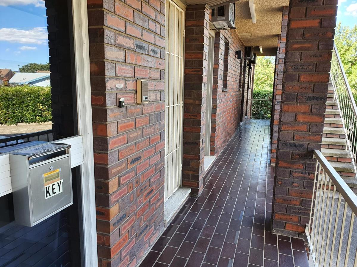 Motel Margeurita Queanbeyan Esterno foto
