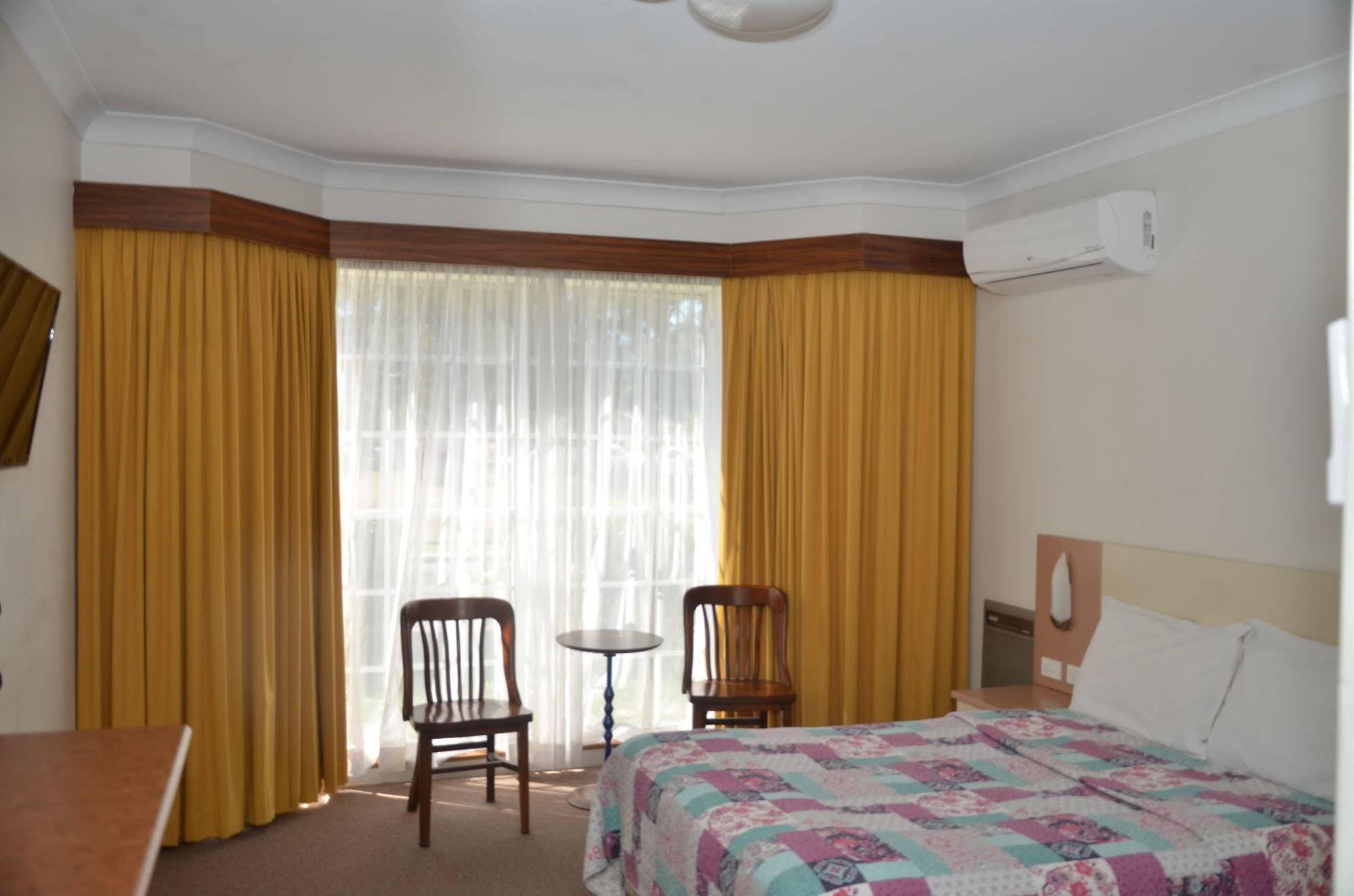 Motel Margeurita Queanbeyan Esterno foto