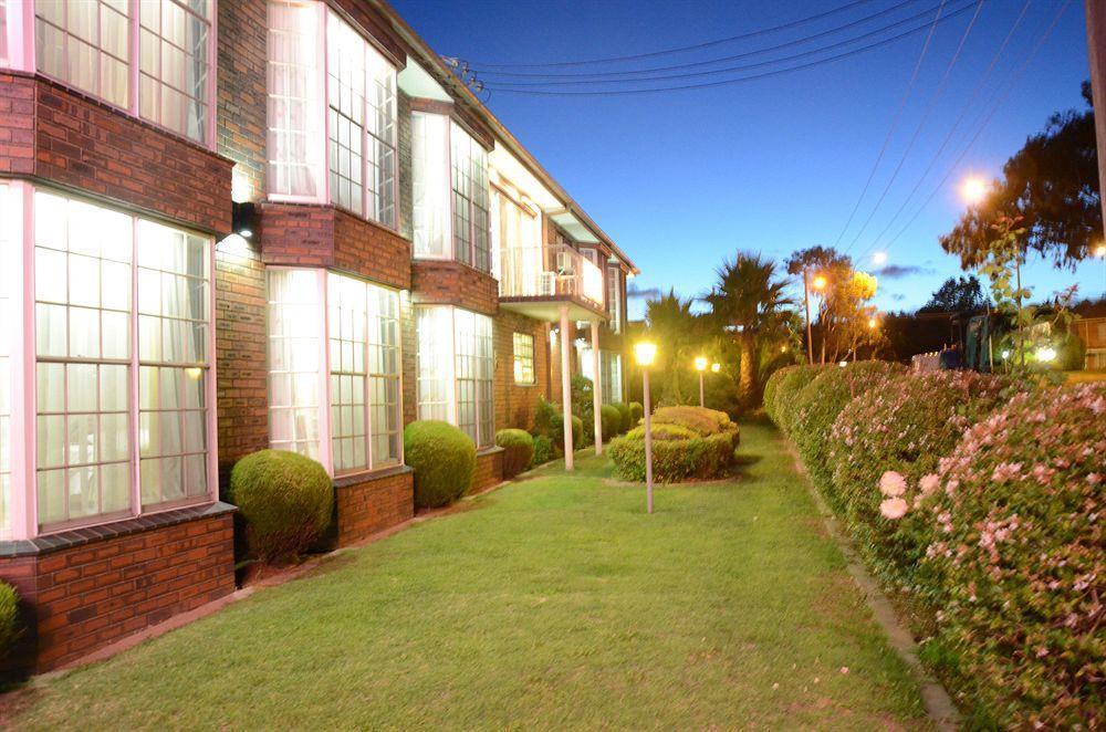 Motel Margeurita Queanbeyan Esterno foto