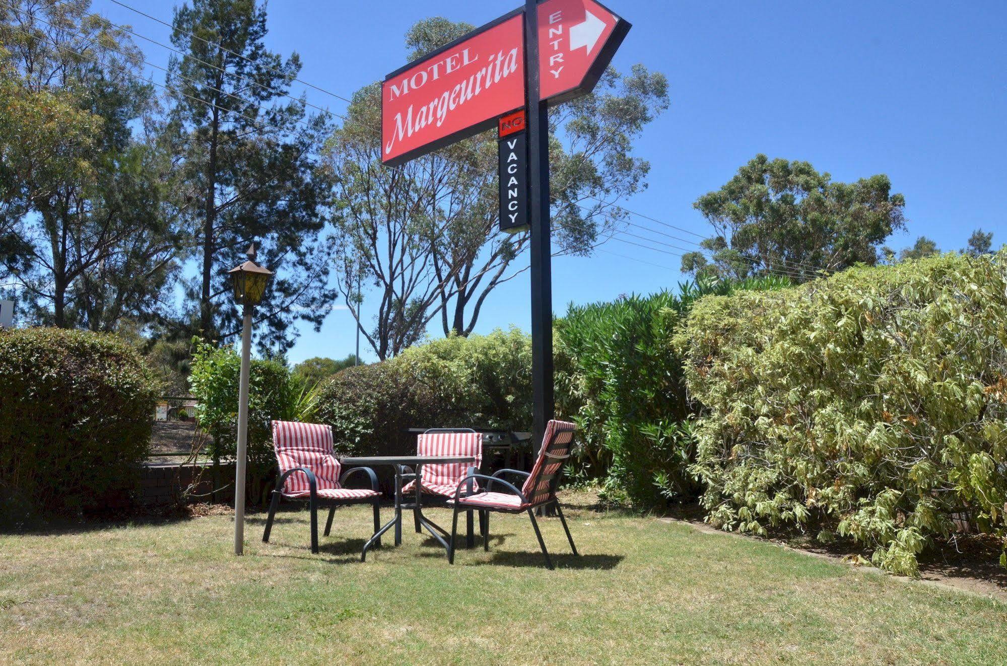 Motel Margeurita Queanbeyan Esterno foto